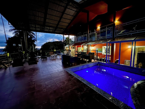Piscina all'aperto