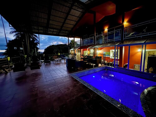 Suite Premium Bungalow Guava