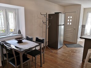 Dining - TITA HOUSE WASHINGTON (lavacolhos)