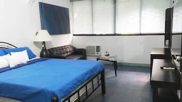 5 bedrooms, WiFi, bed sheets