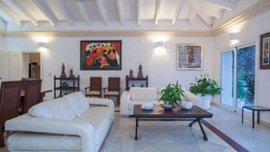 Unclassified image, 3 of 10, button - 6BR 6BA Villa CdC Marina by ASVR (La Romana)