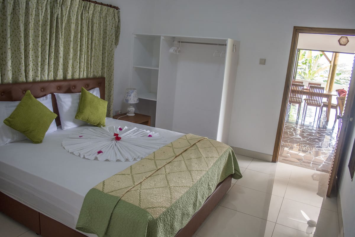Villa, 2 Bedrooms | In-room safe, blackout curtains, iron/ironing board