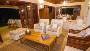 วิลล่า, 4 ห้องนอน (4.5 Bathrooms) | บริเวณนั่งเล่น