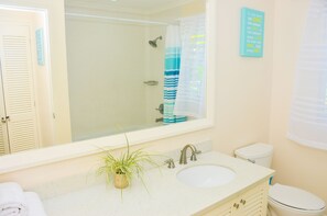 Luxury Villa | Bathroom | Toilet paper - Villa at The Palms (St. Ann's Bay)