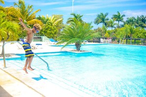 Outdoor pool, an infinity pool - Villa at The Palms (St. Ann's Bay)