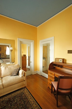 IPod dock - Morehead Manor B&B (Durham)