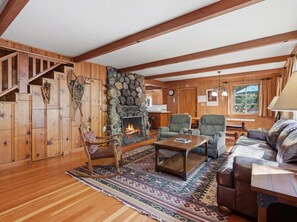 TV, fireplace, DVD player, ping pong