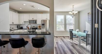 Beautiful spacious 6beds 3.5bath house