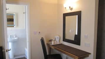 Triple Room, Non Smoking, Refrigerator | Premium bedding, blackout drapes, iron/ironing board, WiFi