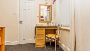 Double Room, Non Smoking, Refrigerator | Premium bedding, blackout drapes, iron/ironing board, WiFi