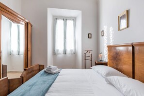 Room - Le Grazie Apartments in Superb Location (Florence)