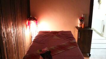 Türkisches Bad/Hamam, Aromatherapie, Warmsteinmassagen