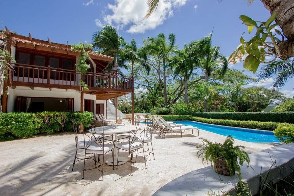 Huvila, 5 makuuhuonetta (4.5 Bathrooms) | Terassi/patio