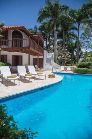 Villa, 5 chambres (4.5 Bathrooms) | Piscine privée