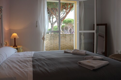 Talo lähellä rantaa