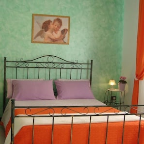 Classic Double Room, Courtyard View