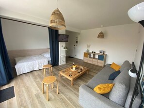 2 bedrooms, free WiFi