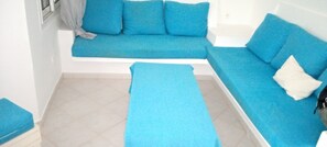 TV - Pretty 3 bedroom house for rent (Saly)