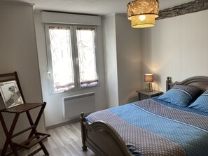 2 bedrooms, soundproofing, iron/ironing board, travel cot - Charming apartment in the heart of Champagne. (Avize)