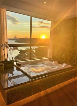 Presidential-Suite, Whirlpool, Meerblick | Ausblick vom Zimmer