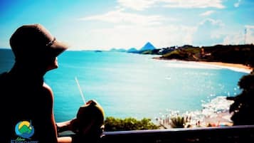 Suite Deluks, hot tub, pemandangan laut | Pemandangan dari kamar