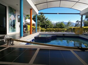 Indoor pool - Recreation house in temperate climate condominium. Country (Arbeláez)