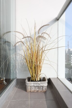 Căn hộ, 2 phòng ngủ | Ban công