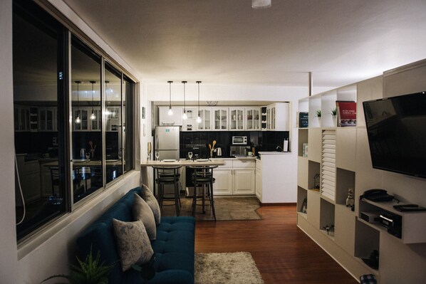 Apartment, 2 Bedrooms | Living area