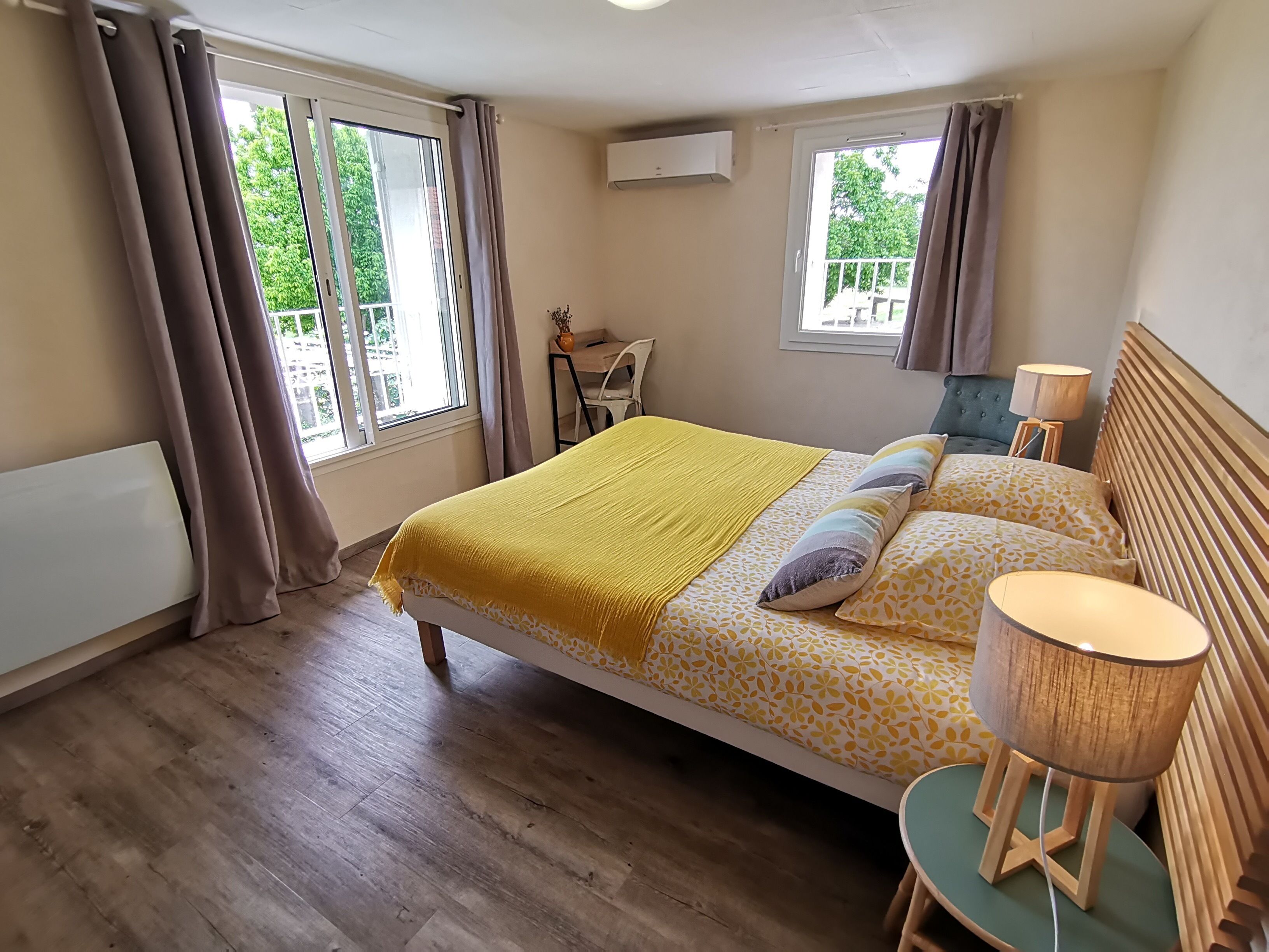 2 bedrooms, desk, iron/ironing board, travel cot