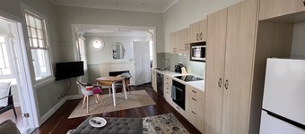 Central Lismore 2 bedroom apartment