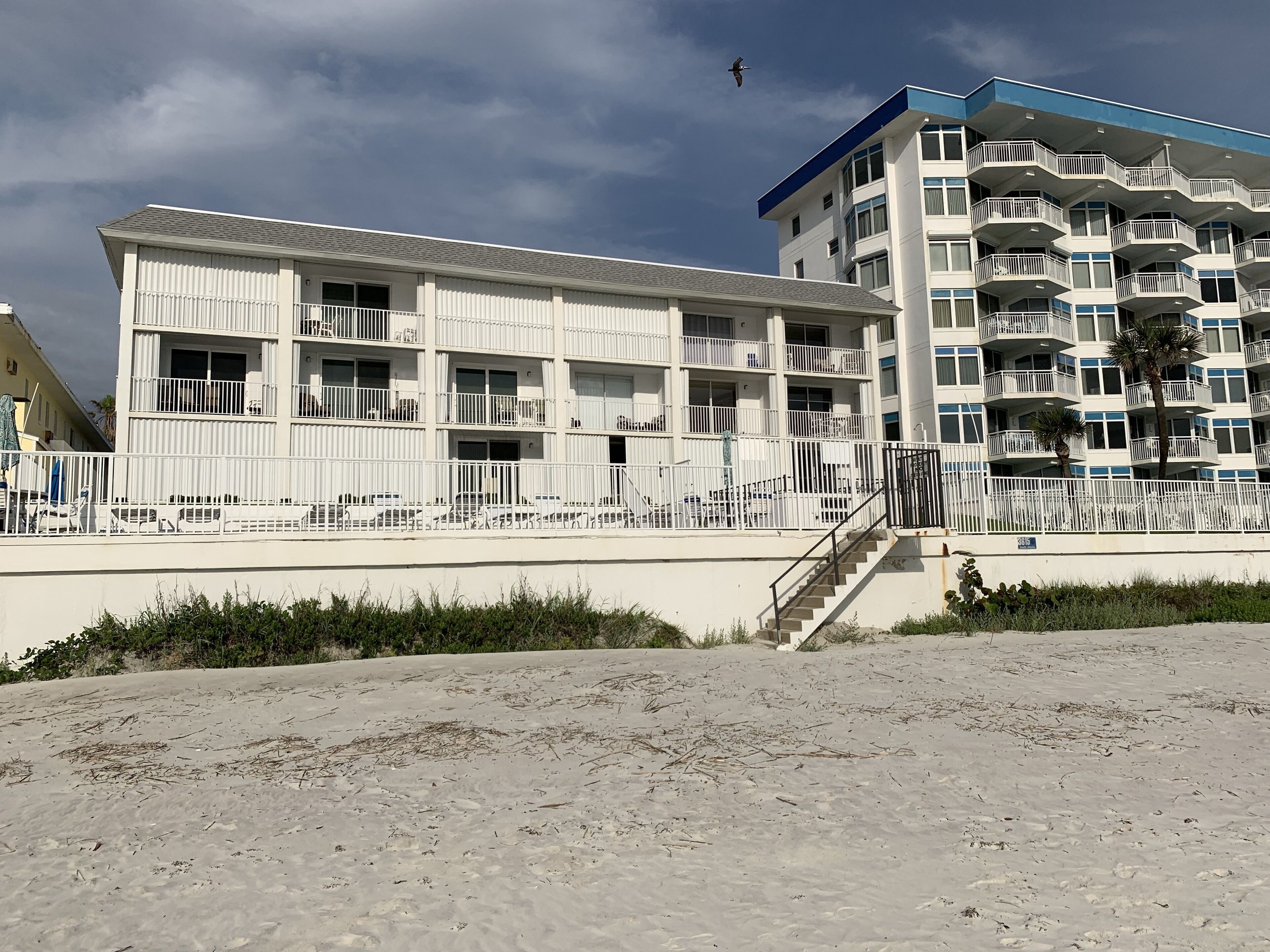 oceanfront, grd floor, unit 102,  pets  maybe, priv garage, pool opens mid Sept