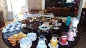 Petit déjeuner buffet compris tous les jours