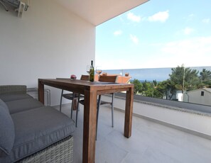 Appartement, 2 chambres | Balcon