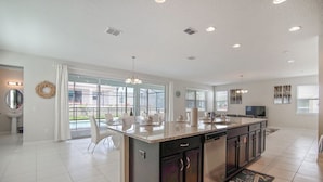 Coffee/tea maker, fridge, microwave, oven - Solara 5BR 4.5BA Pool Home (Kissimmee)