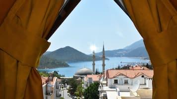 Classic Loft 401 (11m2) | 1 bedroom, minibar, iron/ironing board, free WiFi