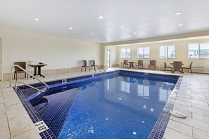 Indoor pool - Comfort Inn & Suites Michigan City South (Michigan City)