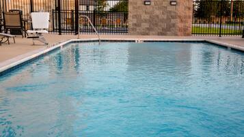 Outdoor pool, open 10:00 AM to 10:00 PM, sun loungers