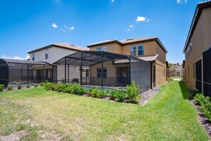 Exterior - Solterra 6BR 4.5BAroom Pool Home (Davenport)