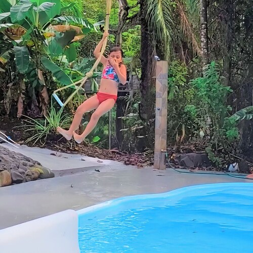 Relaxing Luxury Jungle Escape in Quepos with Jacuzzi, Zipline, Pool and more