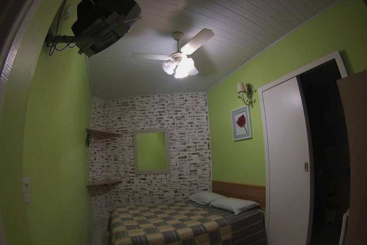Single Room | Minibar, blackout drapes, free WiFi, bed sheets