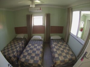 Minibar, cortinas blackout, wifi gratis y ropa de cama 