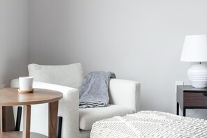 TV - Studio King Suite with Kitchen | 203 (Asheville)