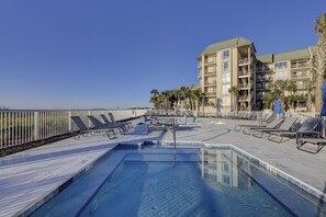 Beheizter Pool