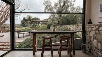 Breakfast, lunch, dinner served; garden views