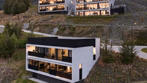 Exterior - The Bunker Alpha B | Panoramic Views | Luxury | (Queenstown)