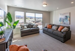 Townhome, Multiple Beds (Under Par on 18) | Living area - Under Par on 18 (St. George)