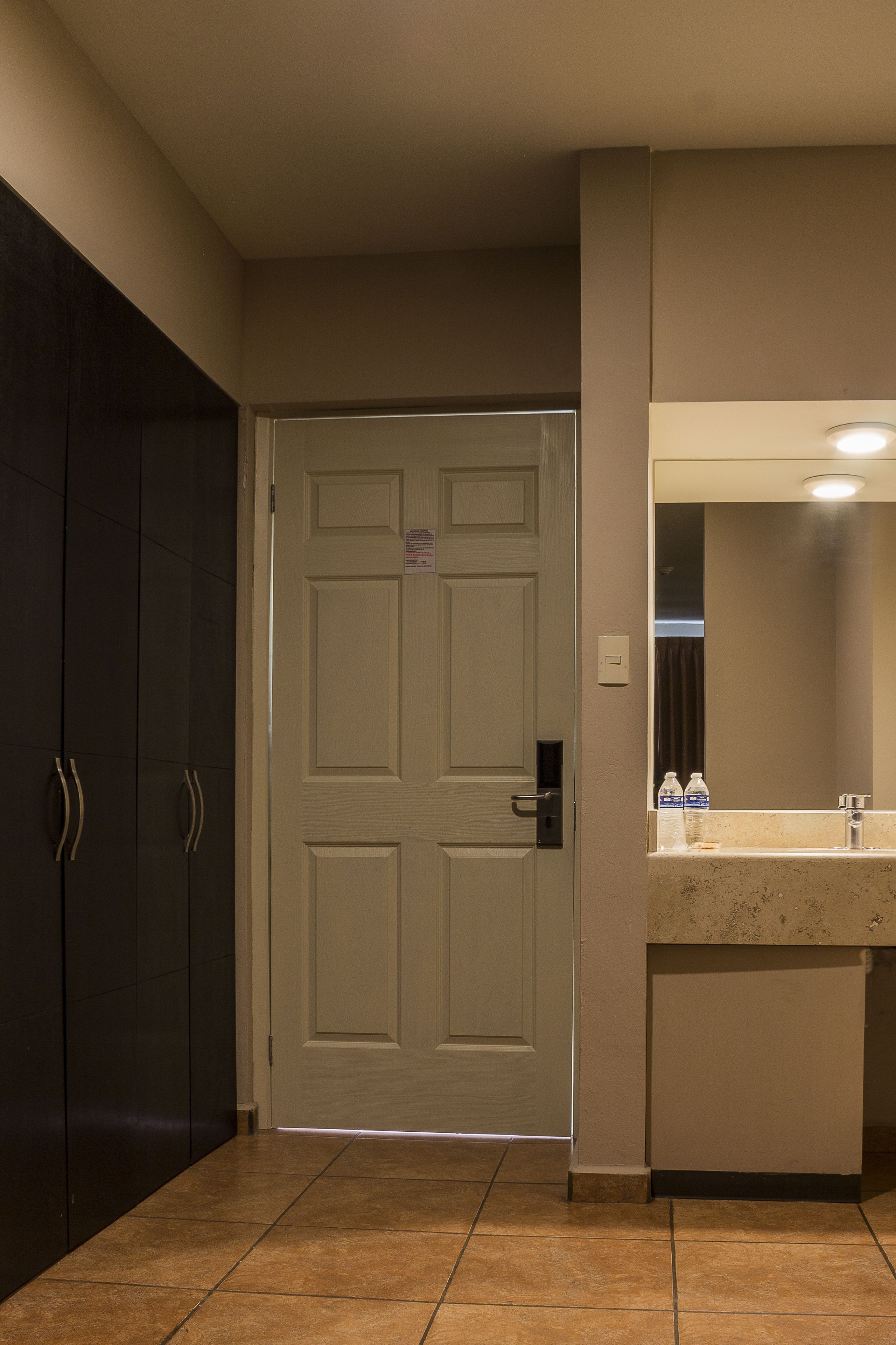 Comfort Room, 1 King Bed | Desk, laptop workspace, blackout drapes, iron/ironing board