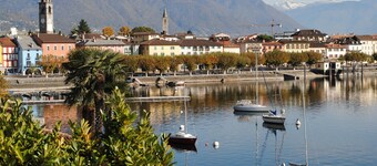 Casa Smeraldo - Söpö, pieni asunto erittäin hyvällä paikalla