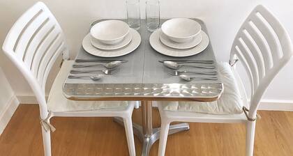 8Adriatico2 Contemporary Luxurious Studio