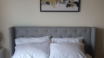 Free WiFi, bed sheets
